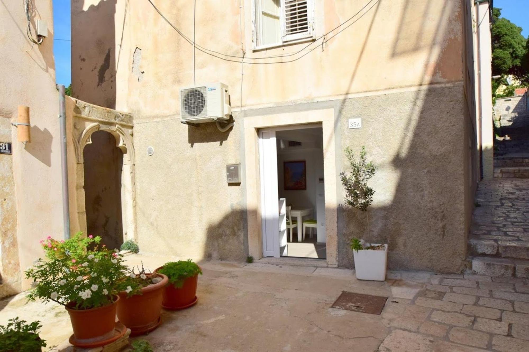 Apartment Sulic Ragusa Esterno foto